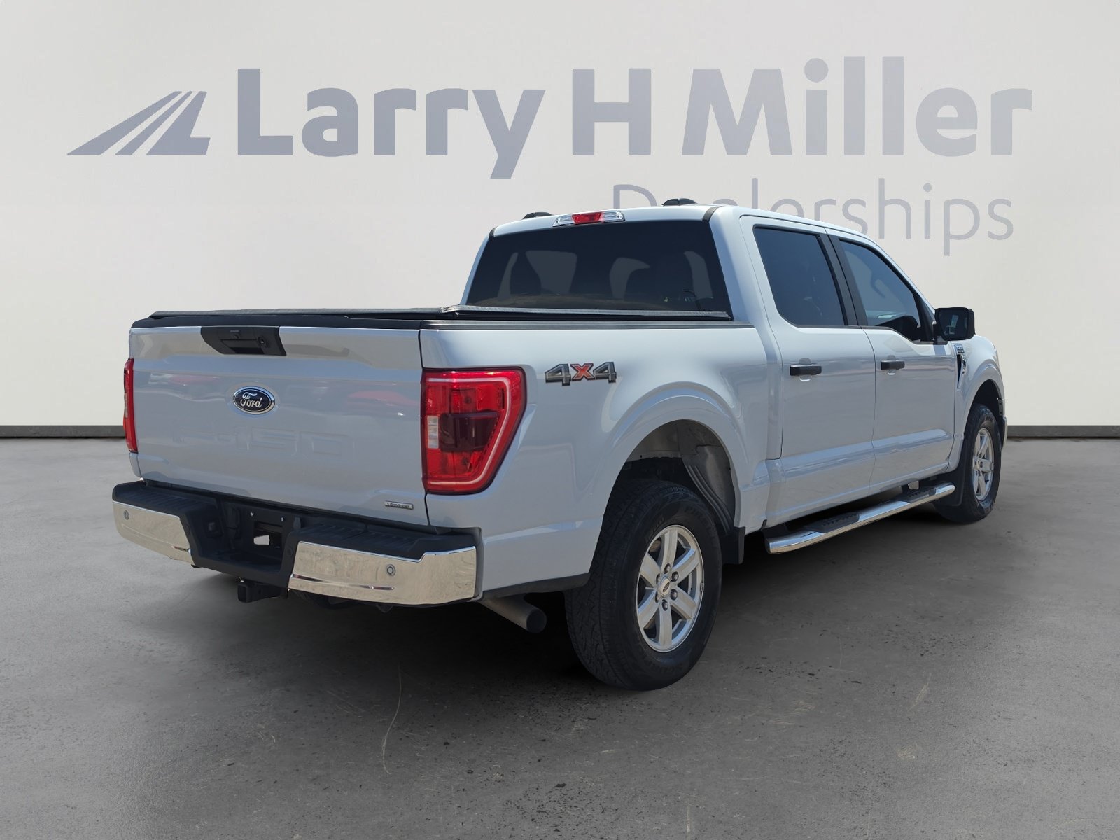 Certified 2022 Ford F150 XLT w/ Trailer Tow Package AWD/4WD image 5