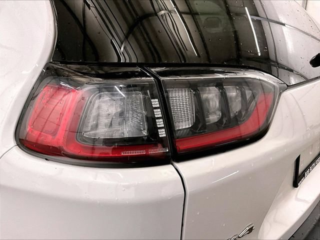 Used 2020 Jeep Cherokee Limited AWD/4WD image 28