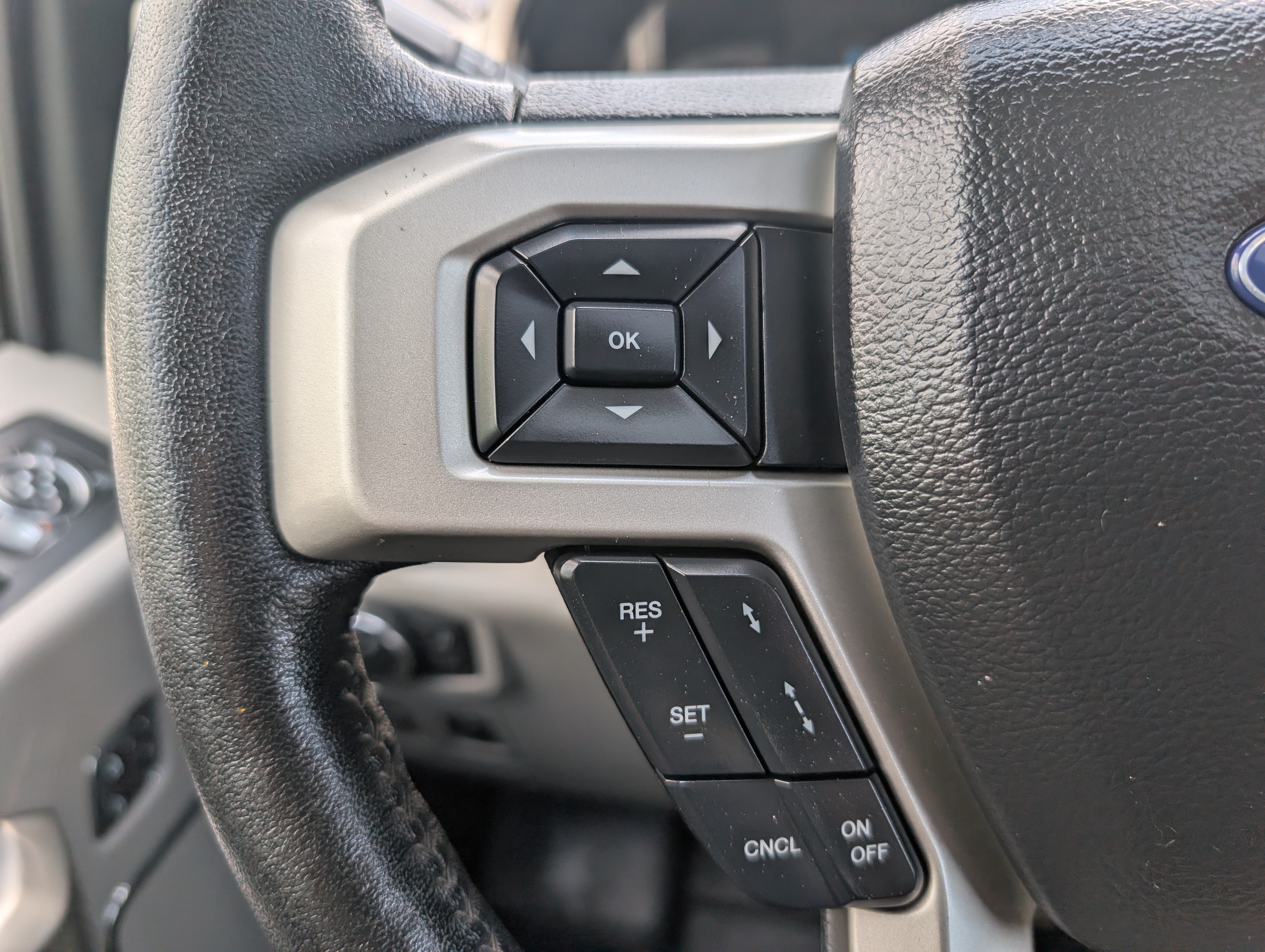 Certified 2019 Ford F150 Lariat w/ Equipment Group 502A Luxury AWD/4WD image 24