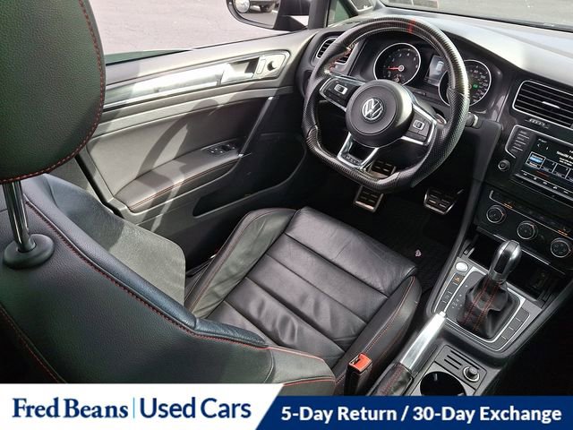 Used 2017 Volkswagen GTI SE image 15