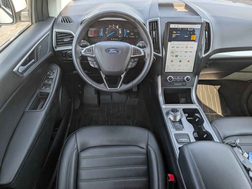 Certified 2024 Ford Edge SEL w/ Convenience Package AWD/4WD image 12