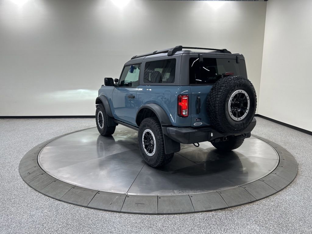 Certified 2021 Ford Bronco Black Diamond w/ Sasquatch Package AWD/4WD image 3