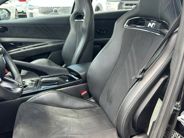 Used 2025 Hyundai Elantra N FWD image 15