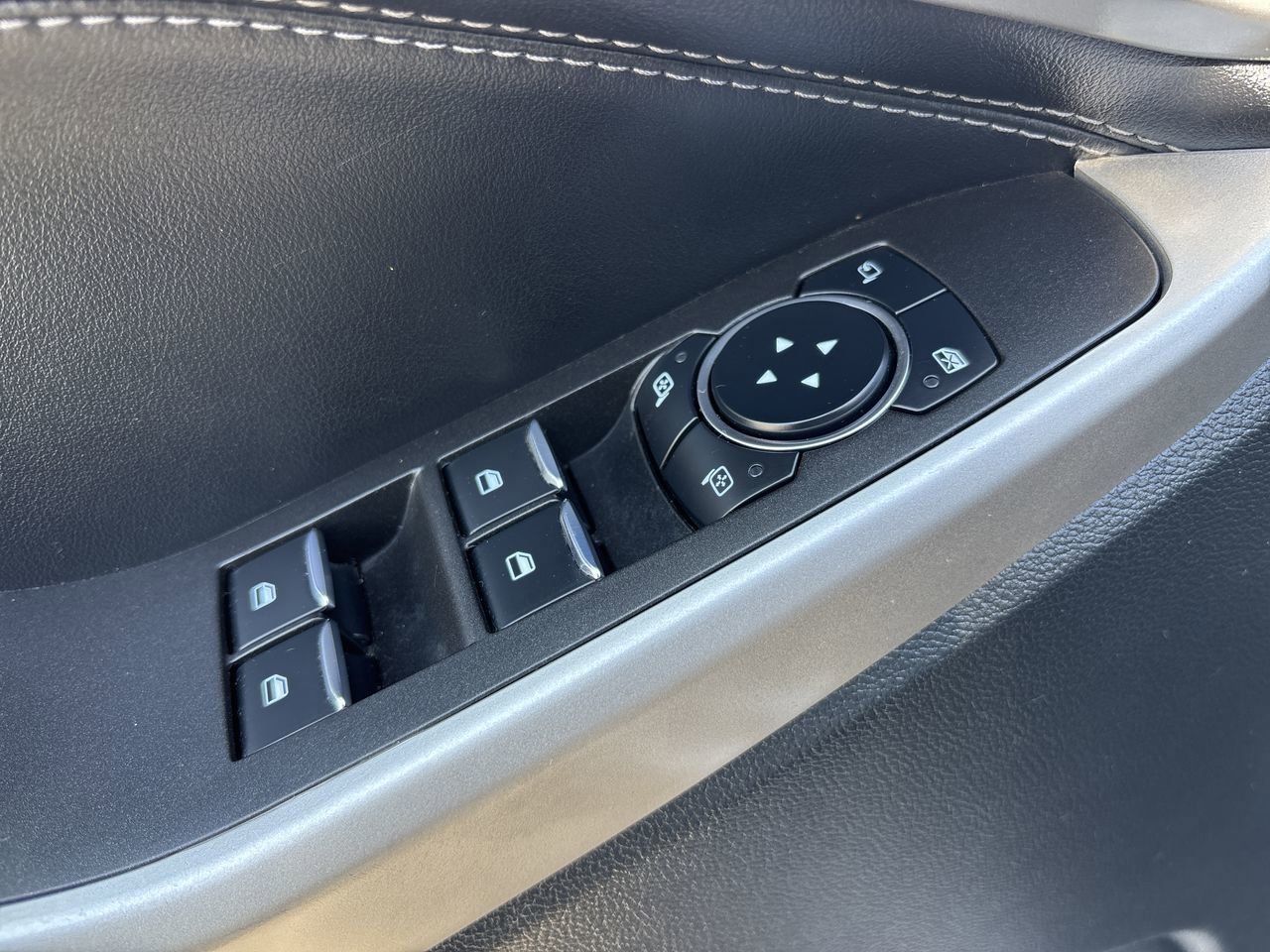 Certified 2023 Ford Explorer Limited image 25