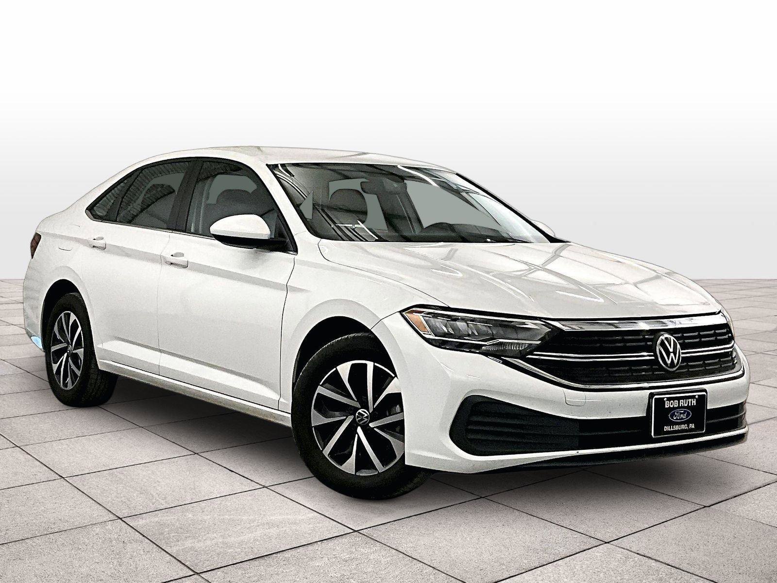 Used 2022 Volkswagen Jetta S FWD image 2