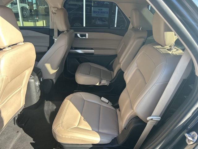 Certified 2022 Ford Explorer XLT w/ Equipment Group 202A image 25