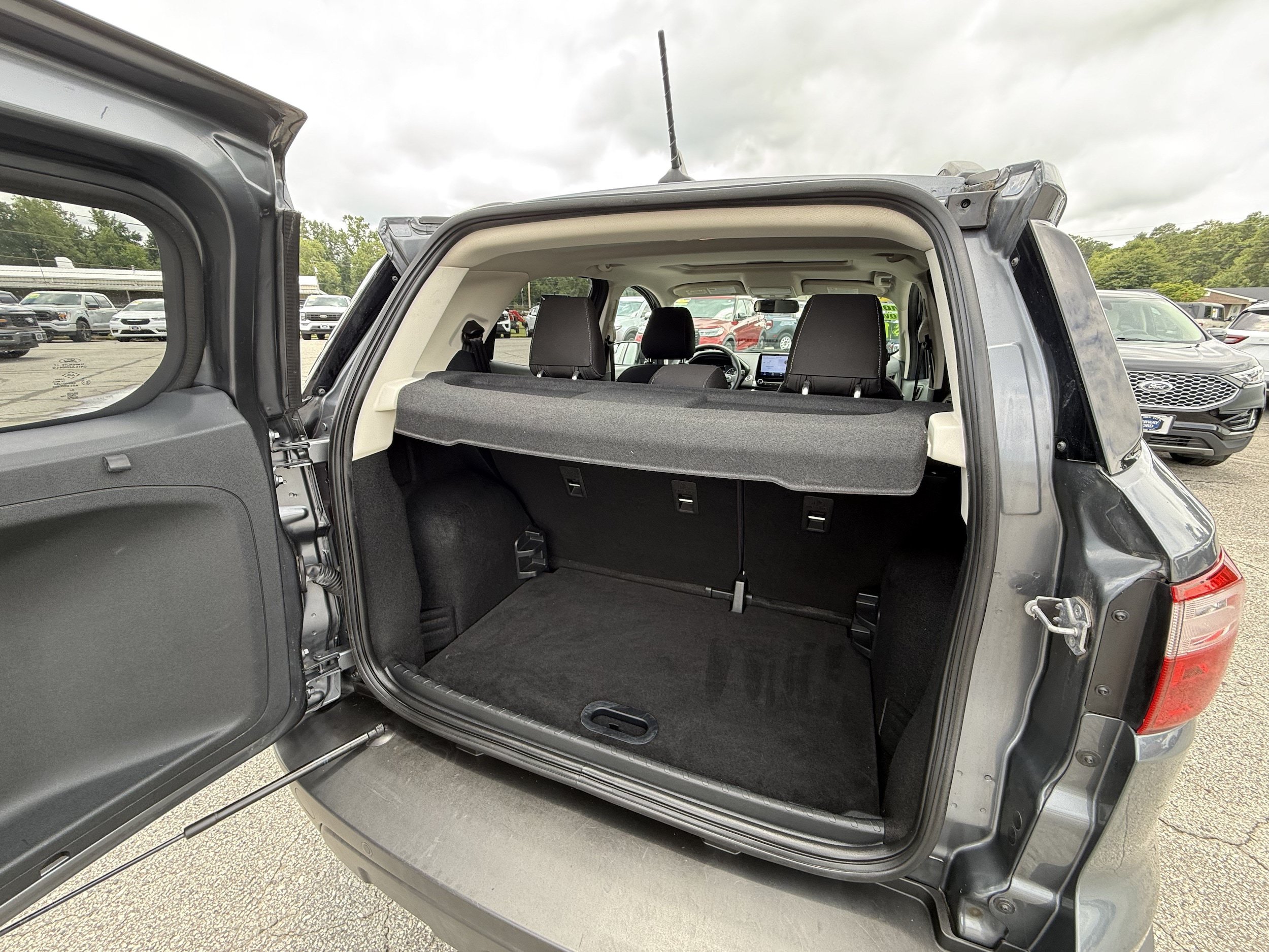 Certified 2020 Ford EcoSport SE FWD image 24