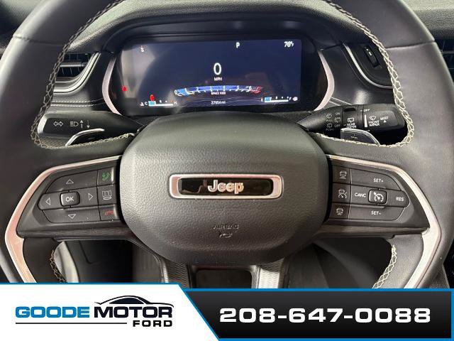 Used 2023 Jeep Grand Cherokee L Laredo AWD/4WD image 14