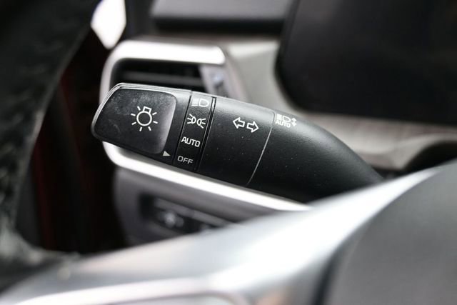 Used 2023 Kia Telluride EX w/ EX Captain's Chair Package FWD image 23