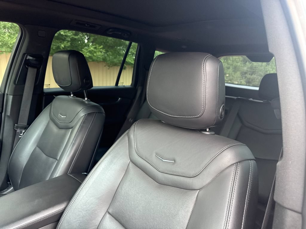 Used 2022 Cadillac XT6 Premium Luxury AWD/4WD image 14