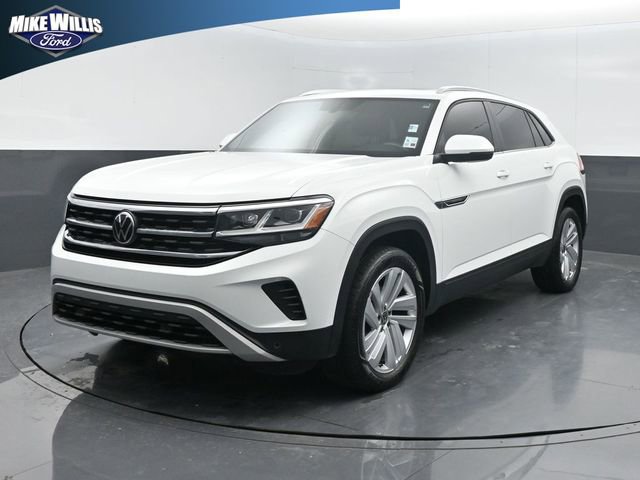 Used 2023 Volkswagen Atlas Cross Sport SE w/ Panoramic Sunroof Package FWD image 3