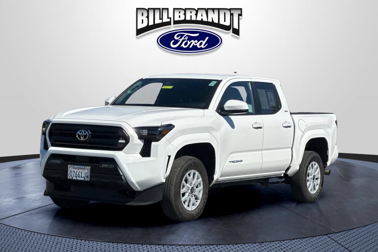 Used 2026 Toyota Tacoma SR5 AWD/4WD image 7