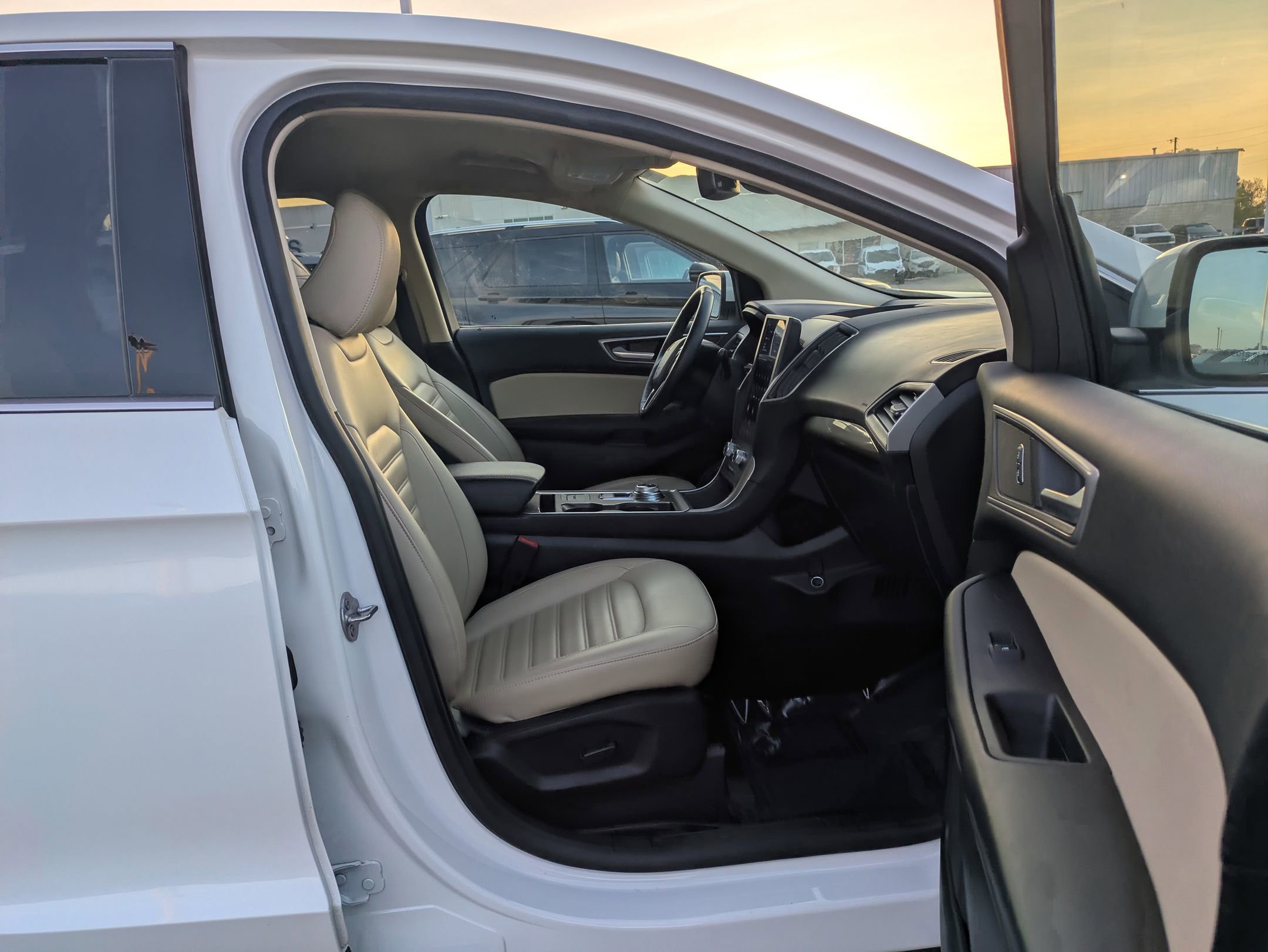 Certified 2023 Ford Edge SEL w/ Convenience Package AWD/4WD image 33