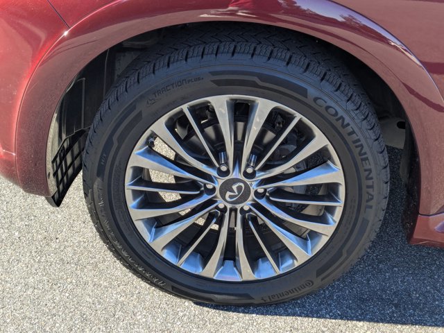 Used 2021 INFINITI QX80 Sensory w/ All-Season Package image 11