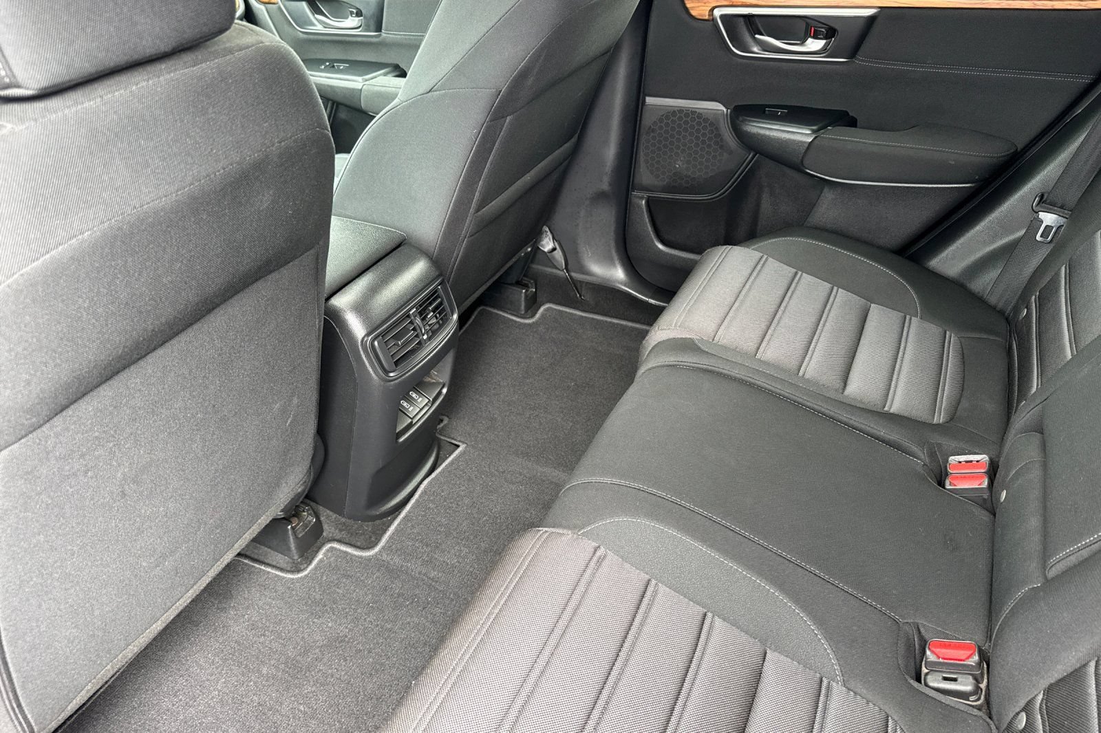 Used 2018 Honda CR-V EX image 12