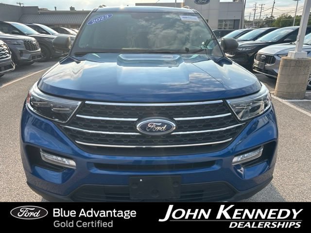 Certified 2023 Ford Explorer XLT w/ Equipment Group 202A AWD/4WD image 3