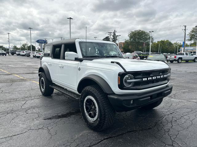 Certified 2023 Ford Bronco Outer Banks w/ Sasquatch Package AWD/4WD image 10