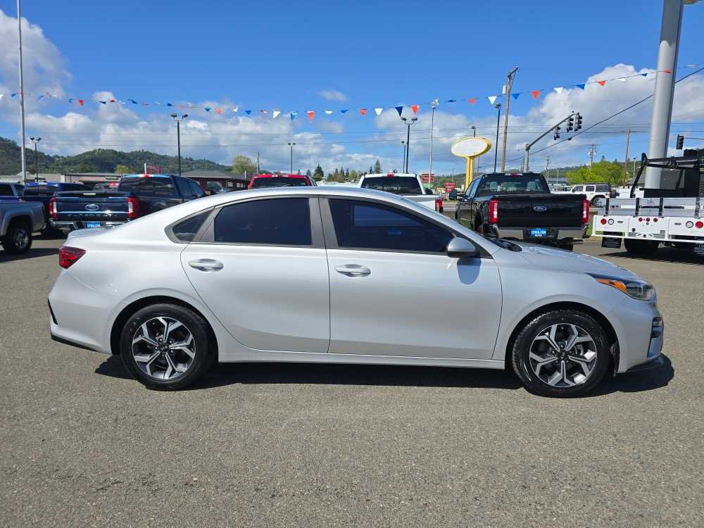 Used 2019 Kia Forte LXS FWD image 6