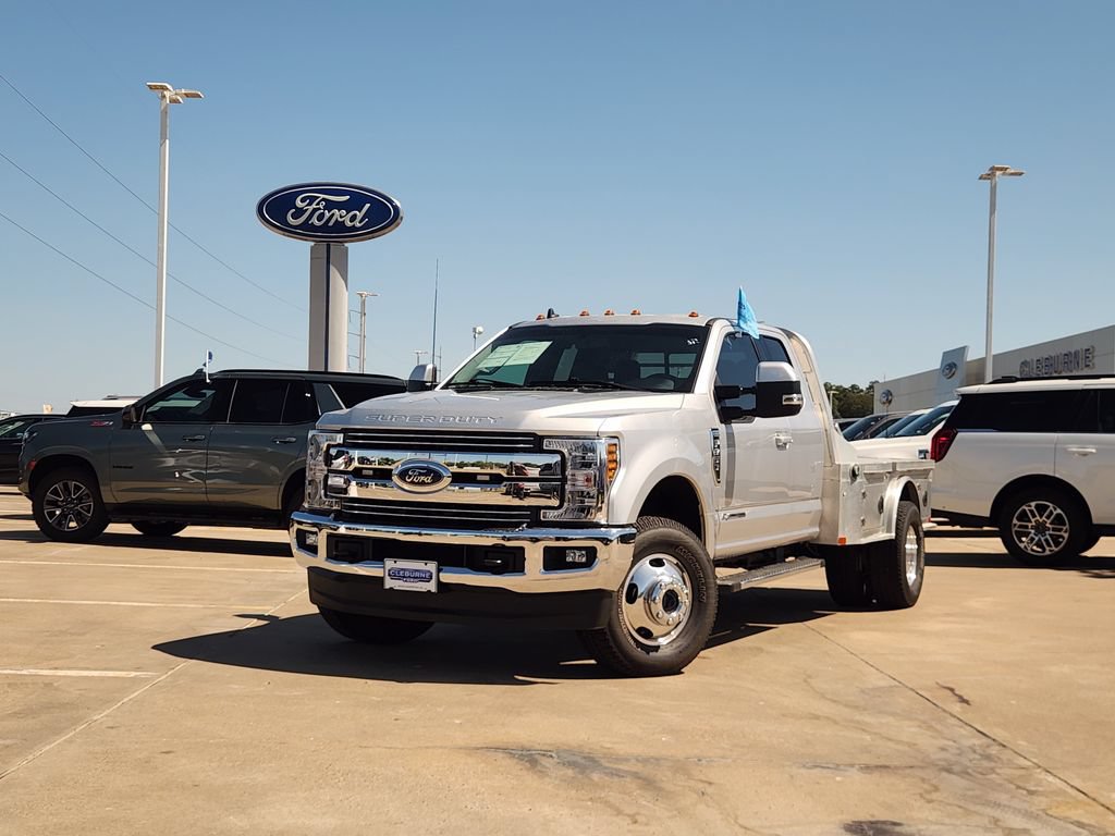 Certified 2019 Ford F350 Lariat w/ Lariat Value Package AWD/4WD image 3
