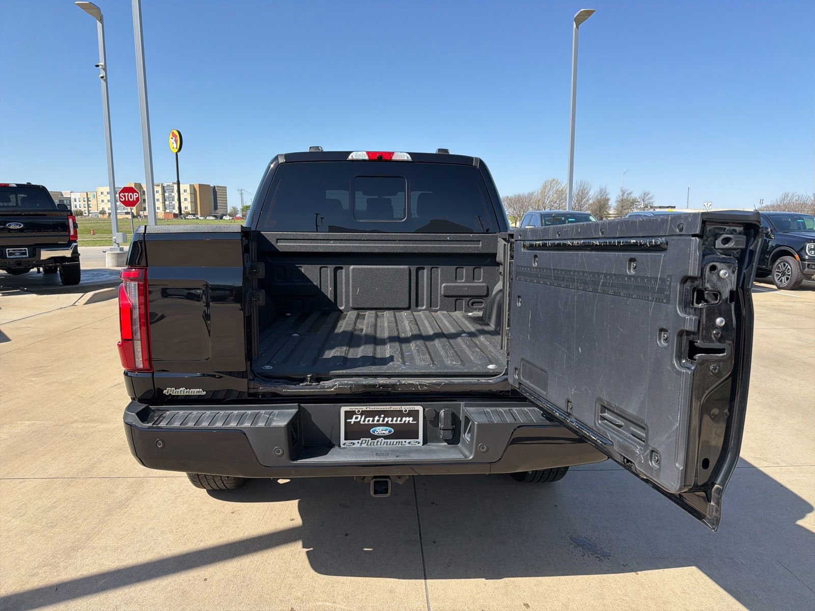 Certified 2025 Ford F150 Platinum w/ FX4 Off-Road Package image 10