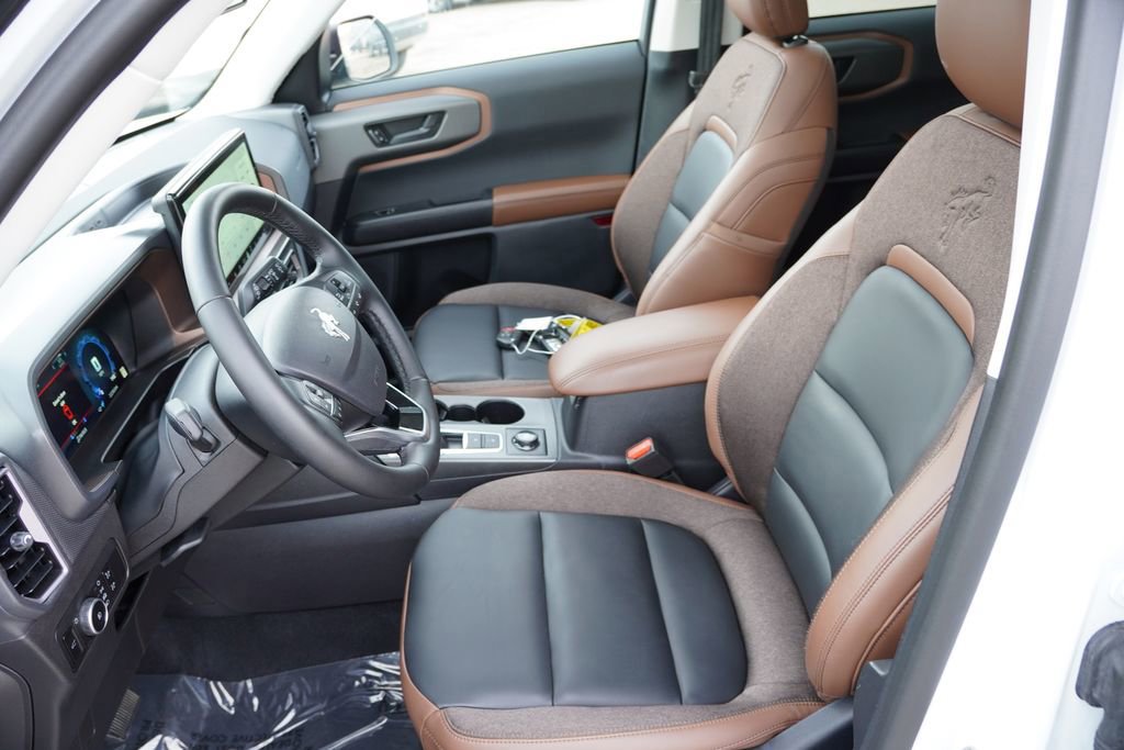 Certified 2025 Ford Bronco Sport Outer Banks w/ Outer Banks Tech Package+ image 15