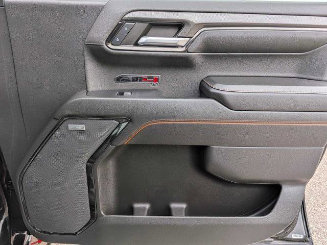 Used 2023 GMC Sierra 1500 AT4 w/ AT4 Premium Package AWD/4WD image 23
