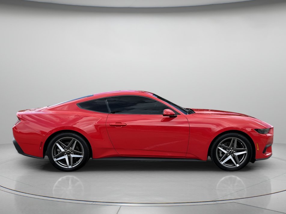 Certified 2025 Ford Mustang Coupe RWD image 2
