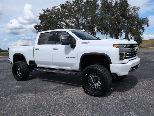 Used 2022 Chevrolet Silverado 2500 High Country w/ Z71 Off-Road Package AWD/4WD image 2
