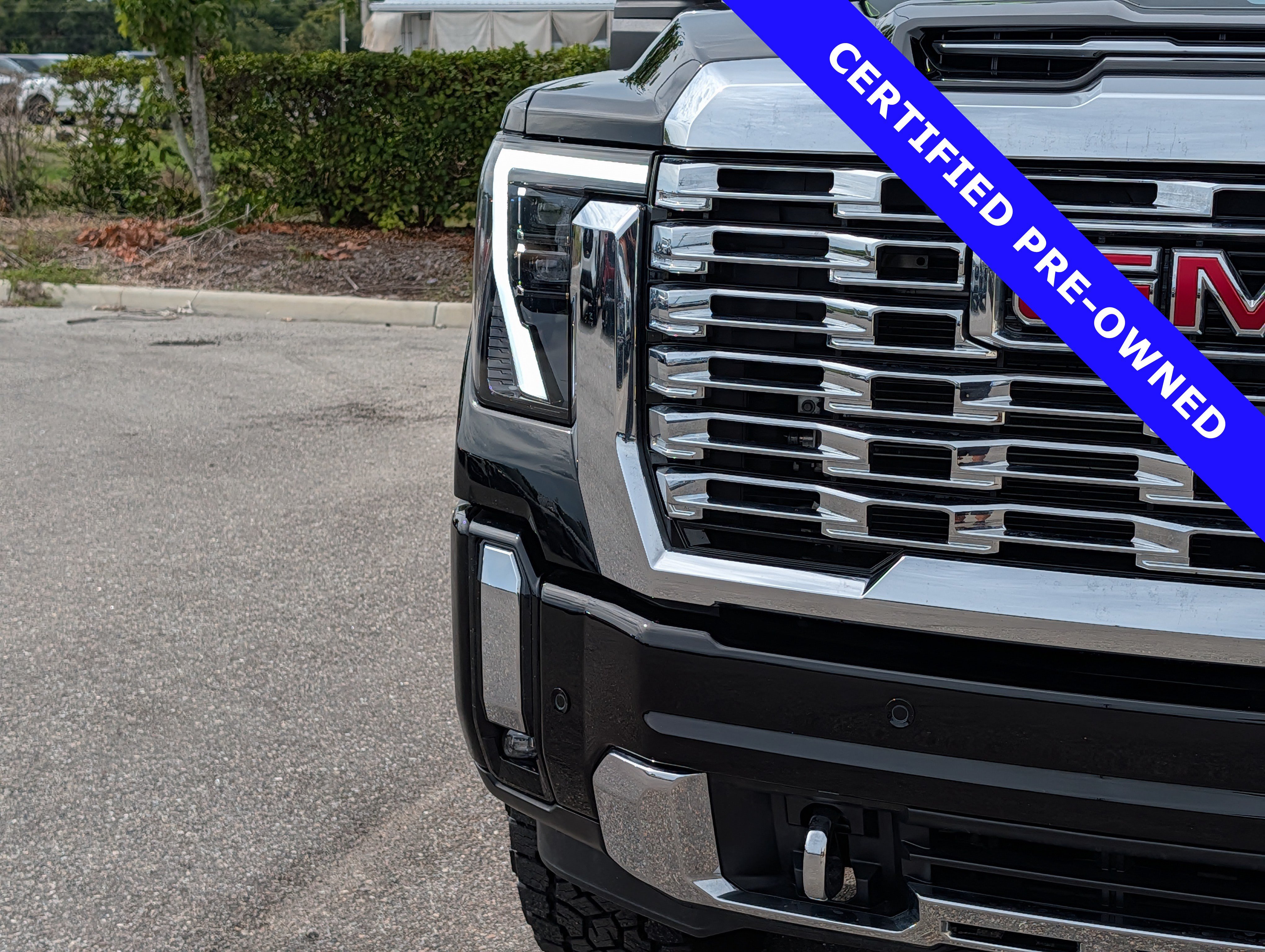 Used 2025 GMC Sierra 3500 Denali w/ Denali Reserve Package AWD/4WD image 9