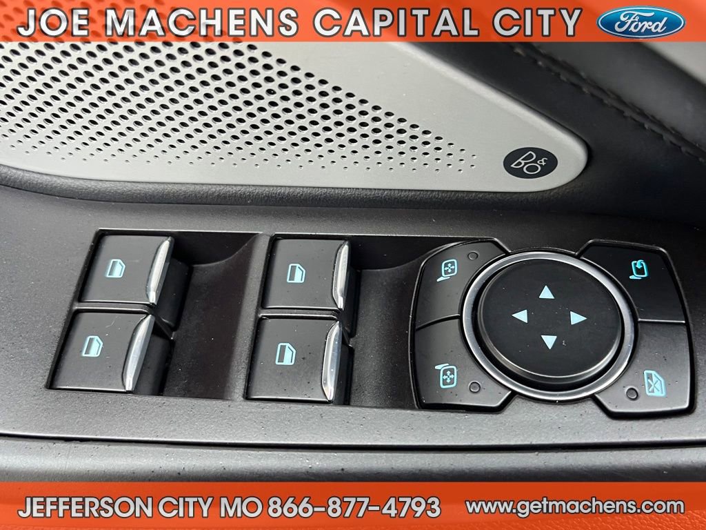 Certified 2020 Ford Explorer Platinum w/ Premium Technology Package image 24