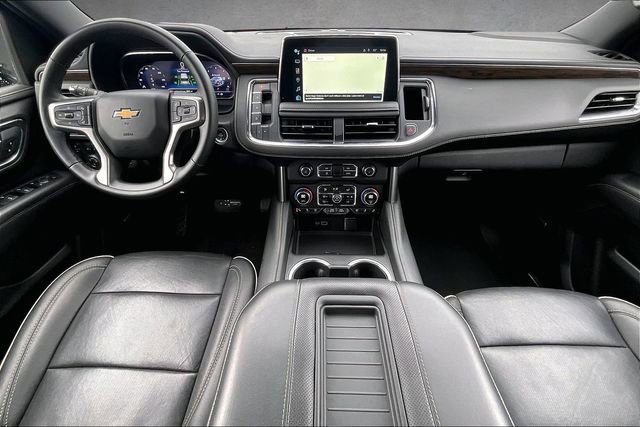 Used 2024 Chevrolet Suburban Premier image 14