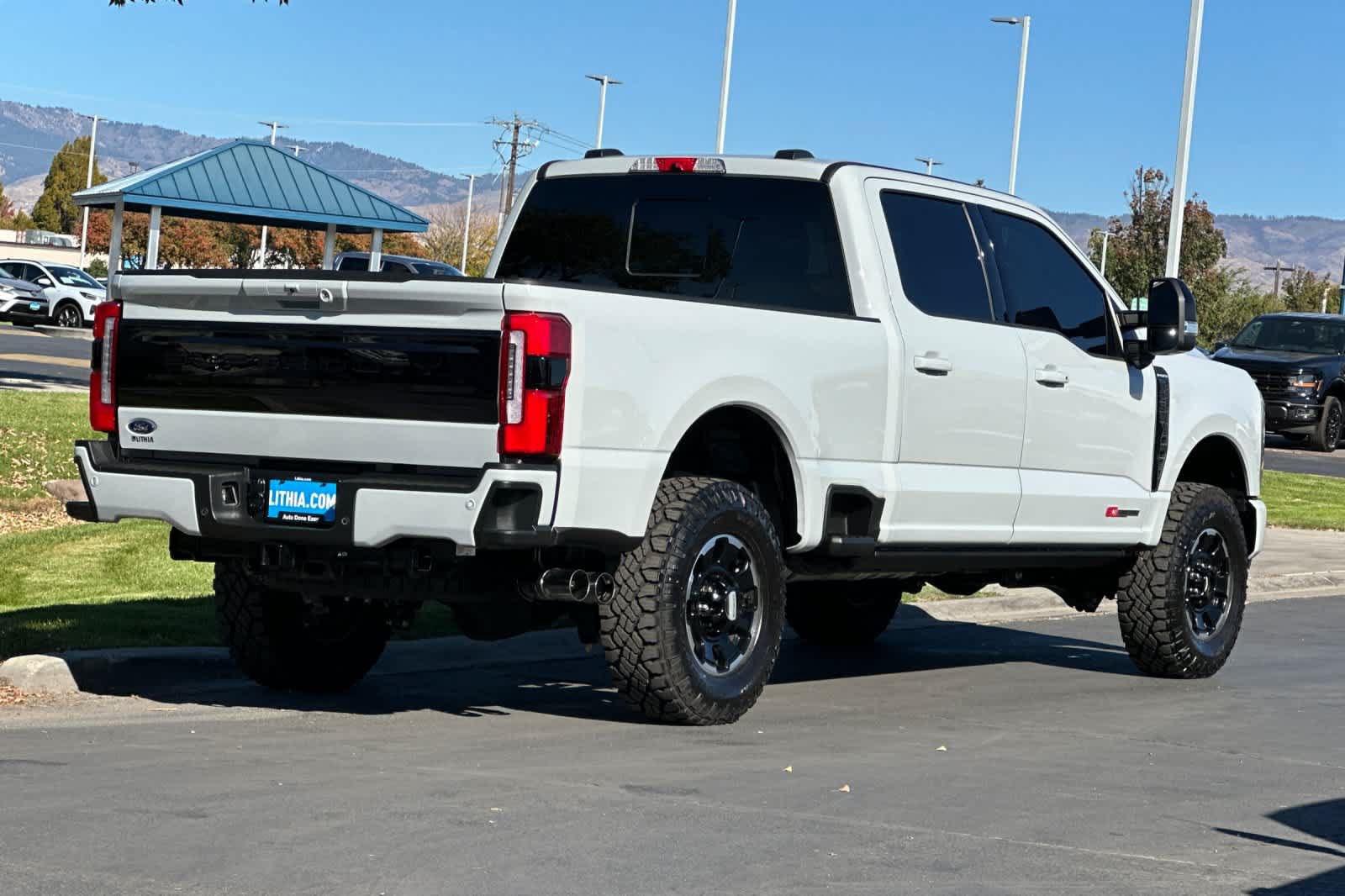 Certified 2026 Ford F250 Platinum w/ Tremor Off-Road Package AWD/4WD image 2