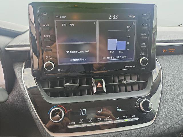 Used 2022 Toyota Corolla LE image 15