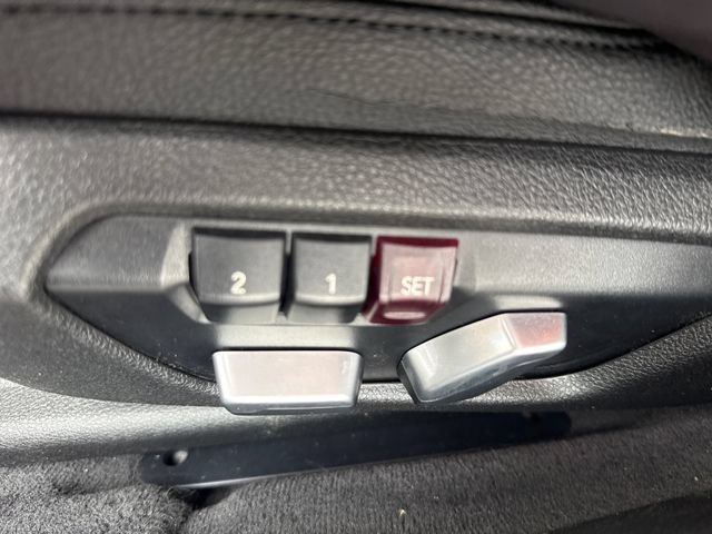 Used 2018 BMW 320i xDrive Sedan AWD/4WD image 30