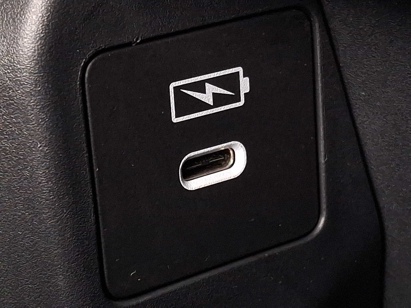 Used 2024 Honda HR-V Sport image 25