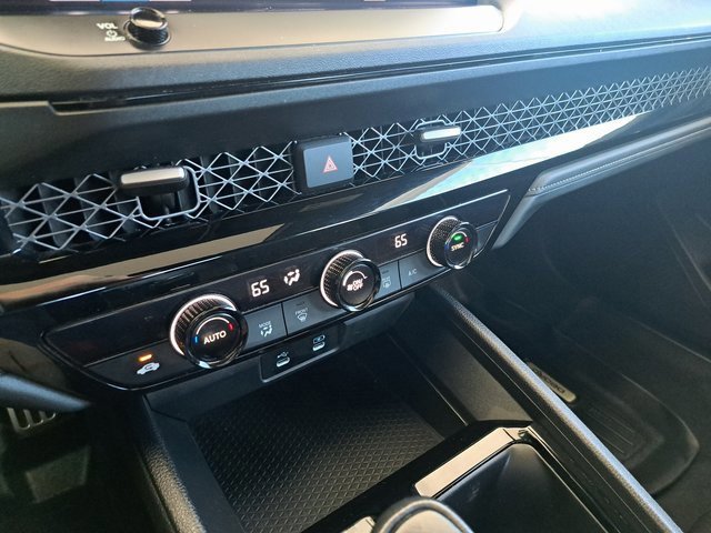 Used 2023 Honda Accord Sport image 12