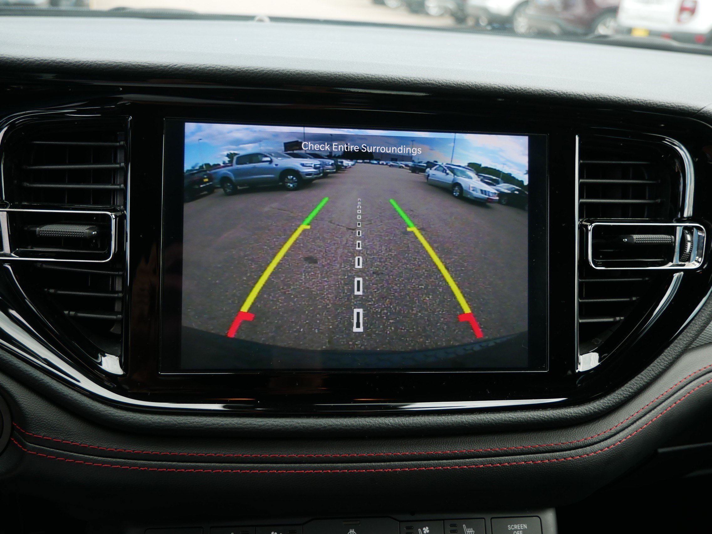 Used 2024 Dodge Durango GT AWD/4WD image 31