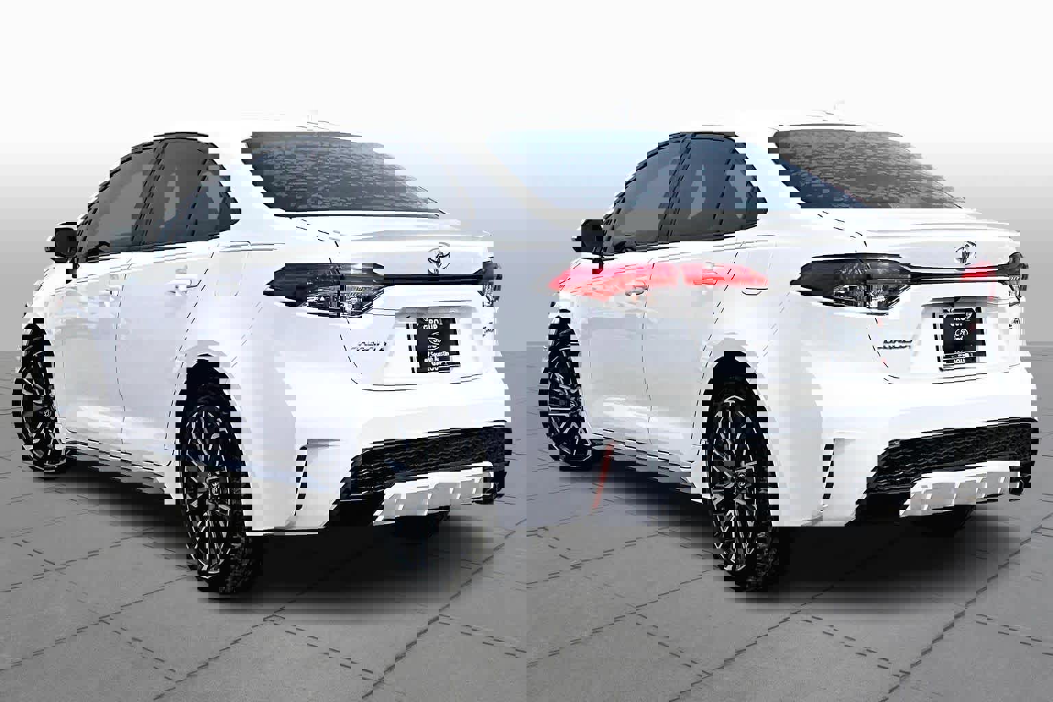 Used 2021 Toyota Corolla SE image 4