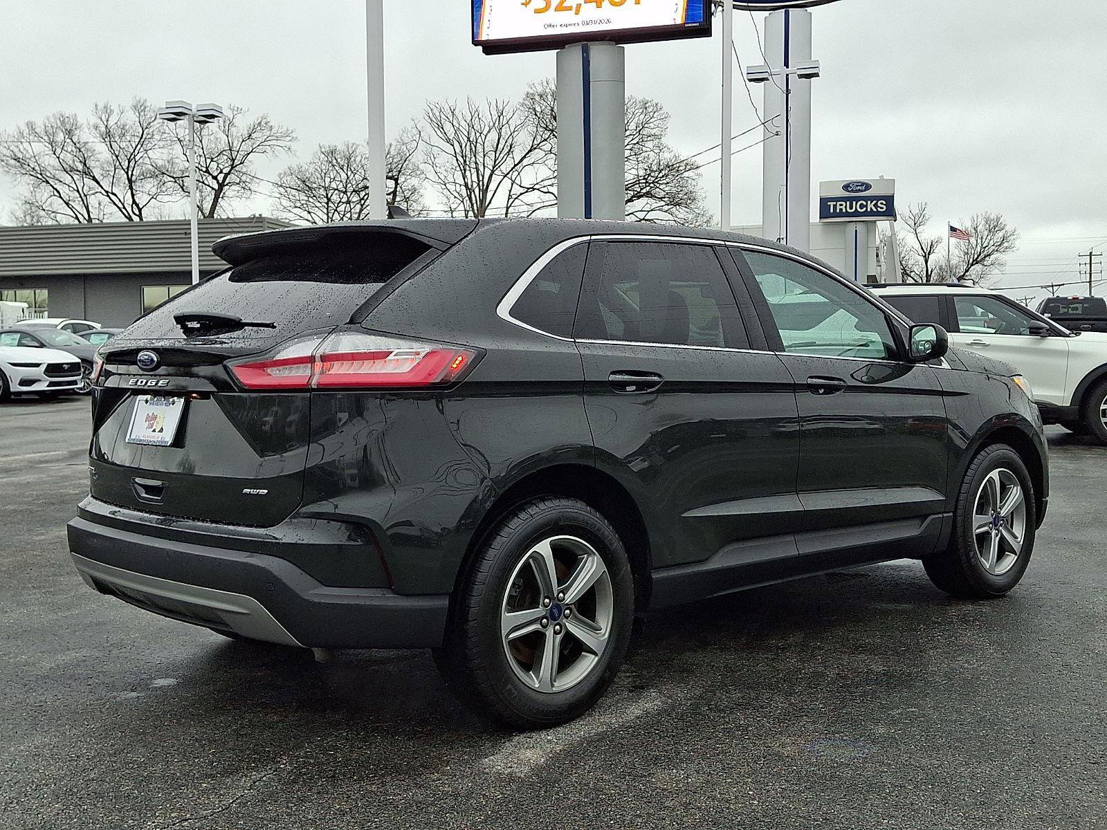 Certified 2022 Ford Edge SEL w/ Convenience Package image 4