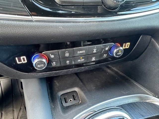 Used 2018 Buick Enclave Premium w/ LPO, Hit The Road Package image 21
