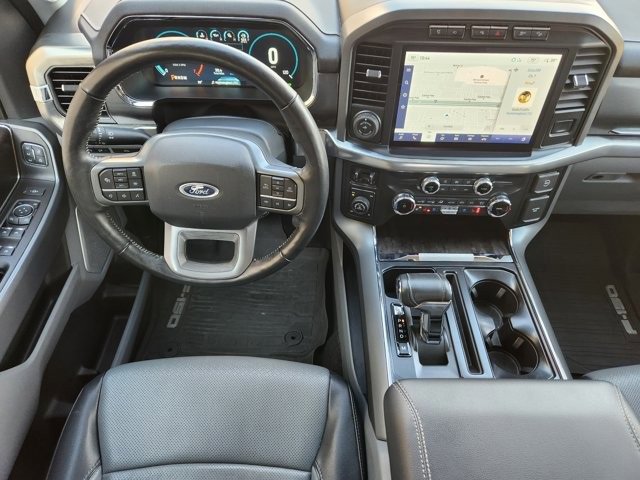 Certified 2022 Ford F150 Lariat w/ Equipment Group 502A High image 27