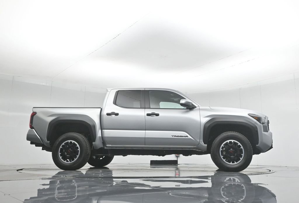Used 2024 Toyota Tacoma TRD Off-Road image 53