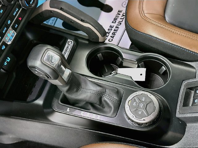 Certified 2024 Ford Bronco Outer Banks AWD/4WD image 23