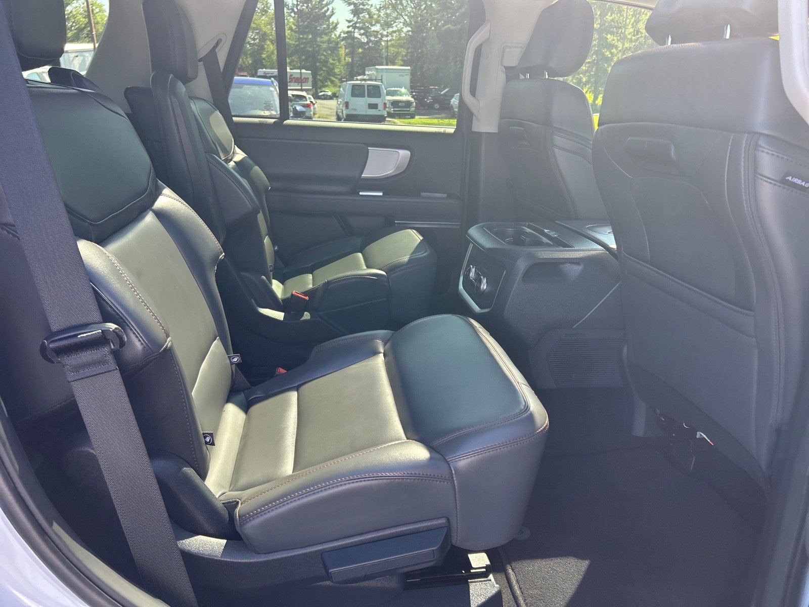 Certified 2025 Ford Expedition Active AWD/4WD image 22