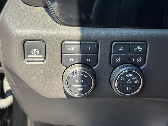 Used 2024 Chevrolet Silverado 1500 LT Trail Boss w/ Convenience Package II AWD/4WD image 34