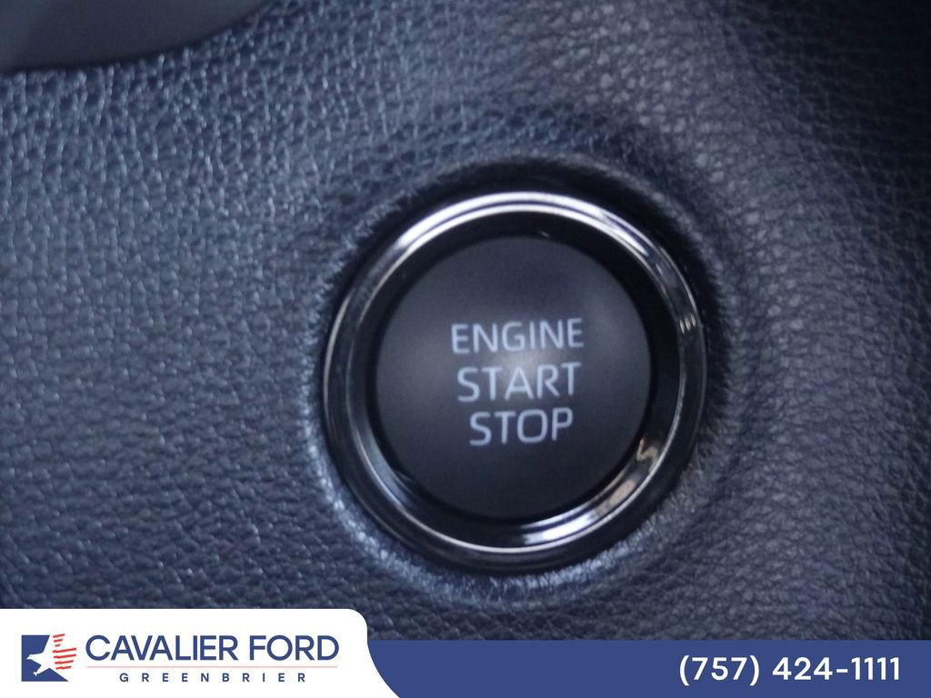 Used 2025 Toyota Tundra SR5 w/ SR5 Premium Package AWD/4WD image 24