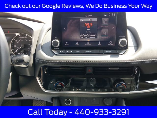 Used 2023 Nissan Rogue SL AWD/4WD image 26