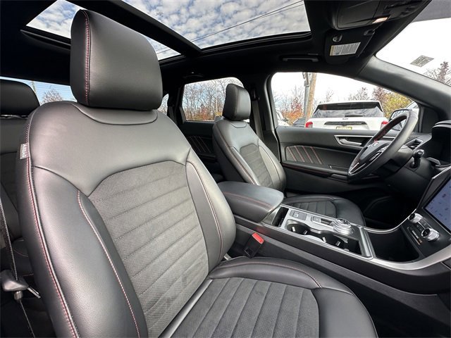 Certified 2024 Ford Edge ST-Line image 36