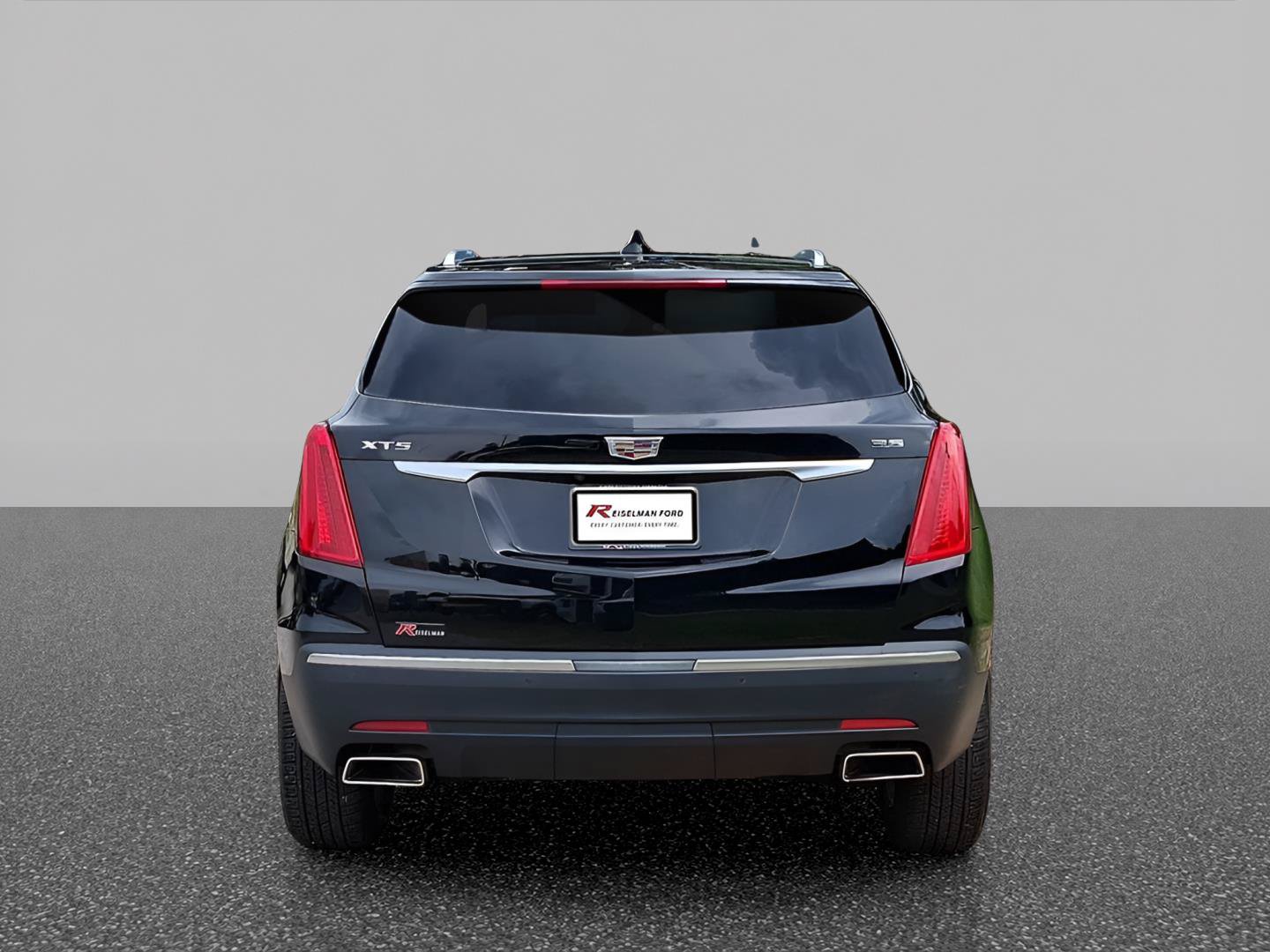 Used 2019 Cadillac XT5 Premium Luxury w/ Driver Assist Package FWD image 5