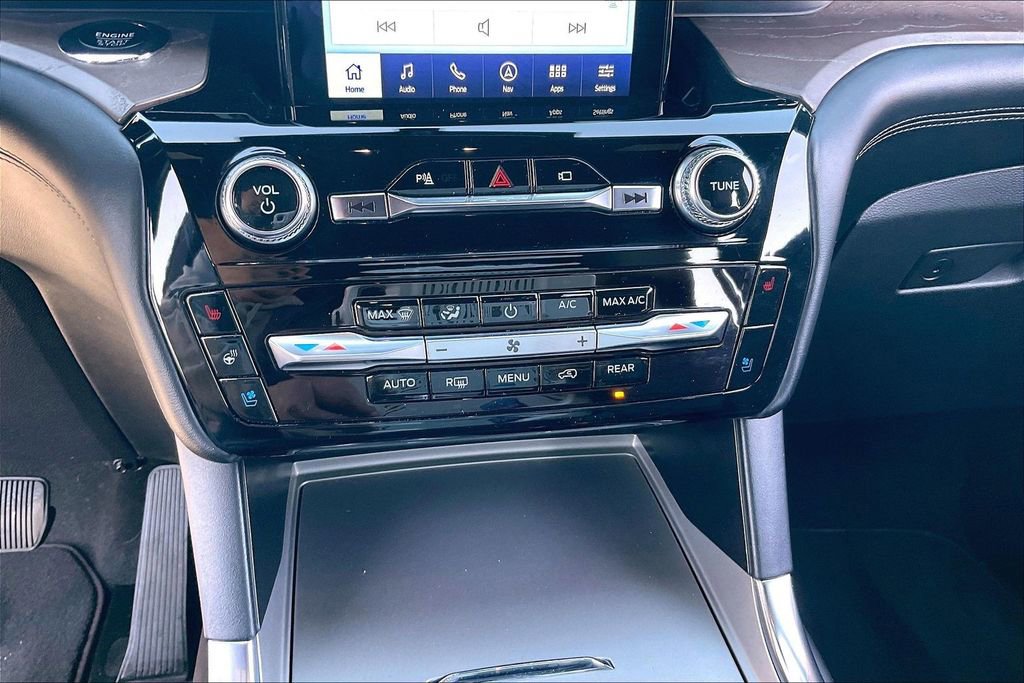 Certified 2023 Ford Explorer Platinum w/ Technology Package image 32